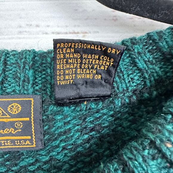 Mens VTG 90s Eddie Bauer Dark Green Black Wool Blend Heavy Knit EUC Sweater XL - Picture 6 of 6